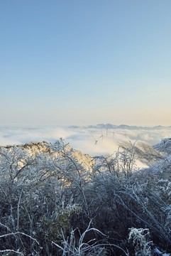 五峰獨嶺云海雪景風光