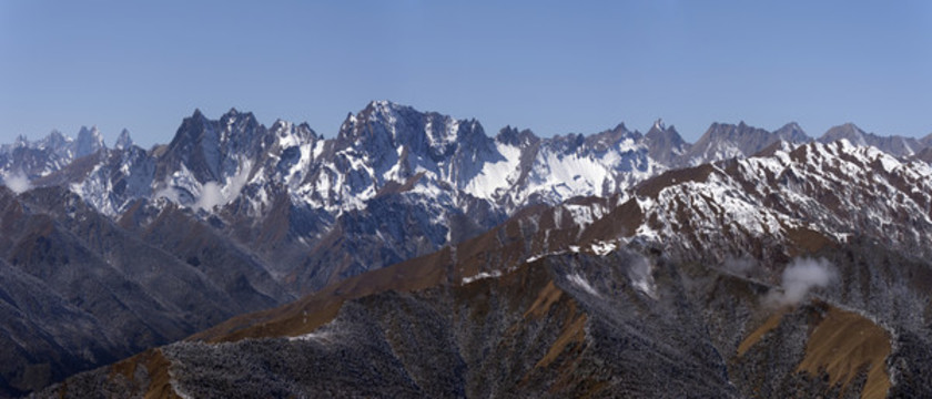 夢(mèng)里雪山