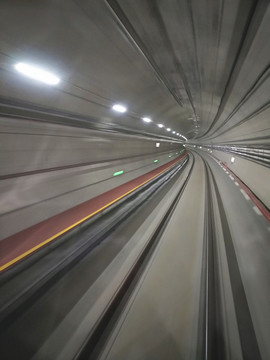 列車隧道圖