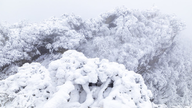 香爐山雪景