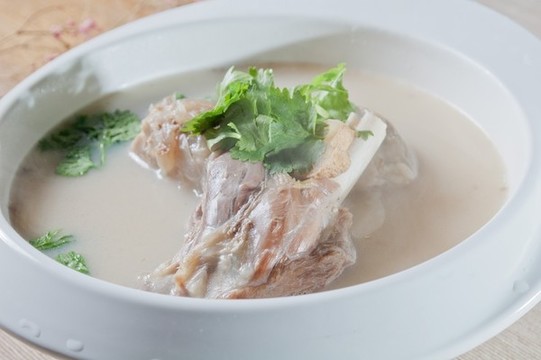 羊骨髓湯