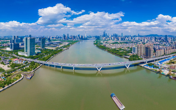 廣州市區(qū)珠江上的橋