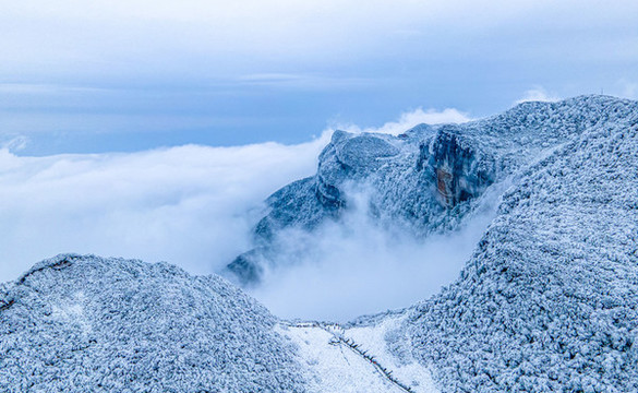 重慶金佛山雪白的童話世界