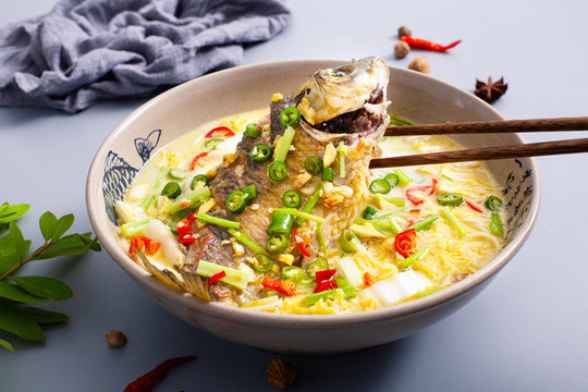 鯽魚湯粉