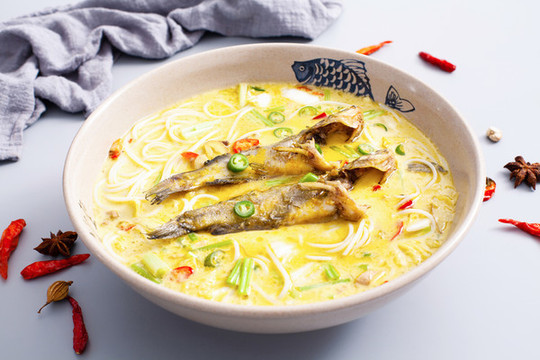 黃骨魚鮮湯粉