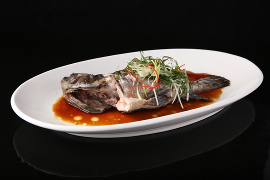 清蒸石斑魚(yú)
