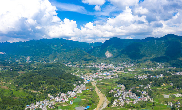 湖南湘西龍山縣城
