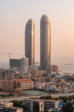 廈門(mén)世茂海峽大廈雙子塔黃昏美景