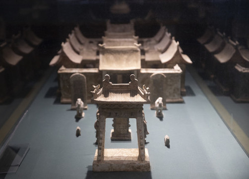 陪葬陶庭院