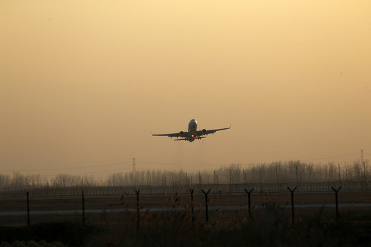 飛機(jī)起飛