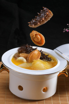 海參鮑魚魚翅湯