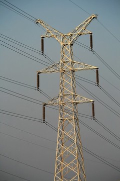 高壓電塔