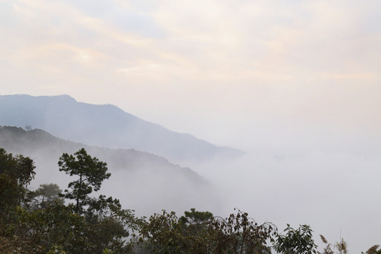 山間