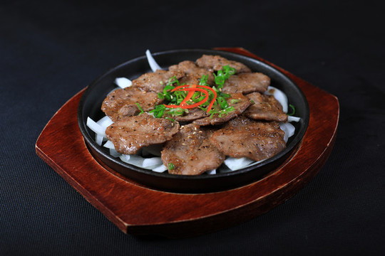 鐵板牛舌