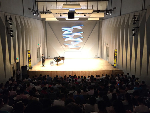 江門(mén)演藝中心
