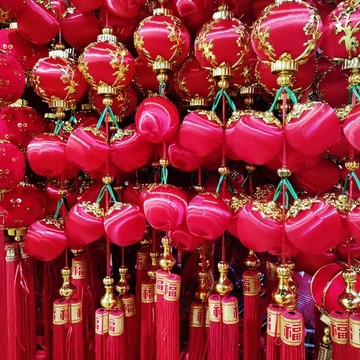 春節(jié)紅色果實(shí)裝飾品