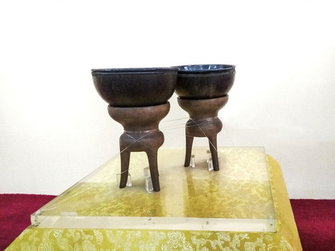匏爵