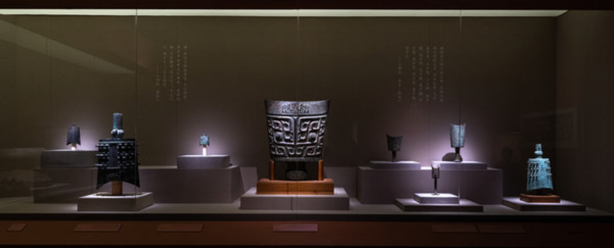 古代青銅器獸面紋鐃