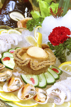 冰鎮(zhèn)海鮮拼盤