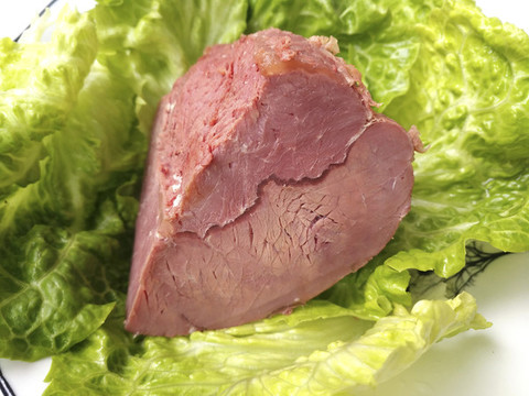 蔬菜一塊牛肉