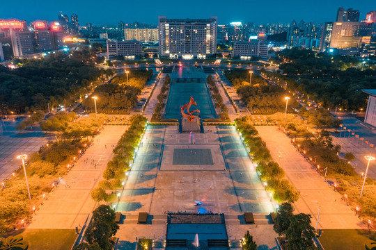 東莞中心廣場夜景