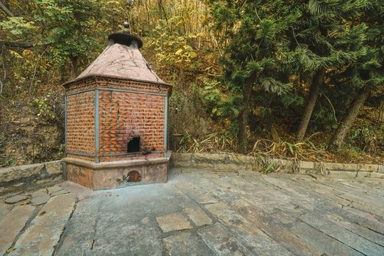 中國(guó)寺廟傳統(tǒng)燒紙香爐