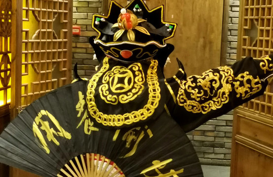 川劇變臉表演場景
