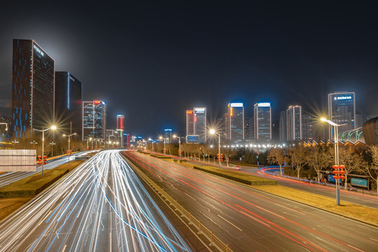 濟南經(jīng)十路夜景
