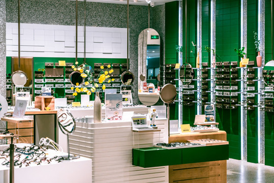 眼鏡專賣店