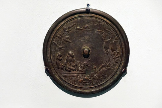 元代仙人觀瀑紋銅鏡