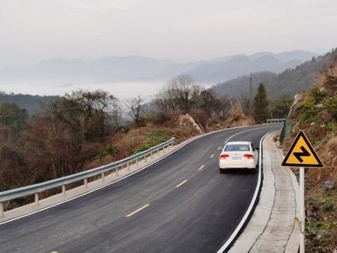 鄉(xiāng)村公路