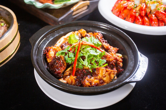 魚頭煲
