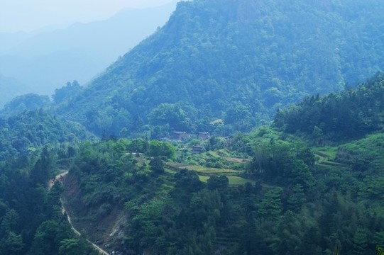 深山山里