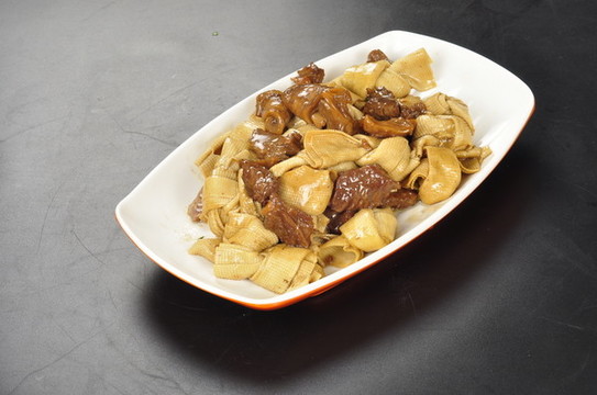牛肉燉干豆腐扣