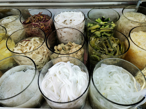 泡菜店