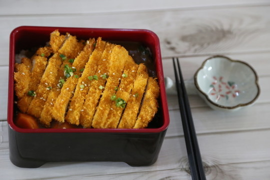 豬排飯