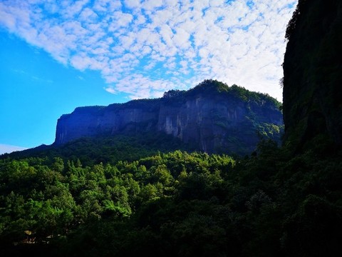 山峰