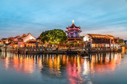 江南古鎮(zhèn)夜景