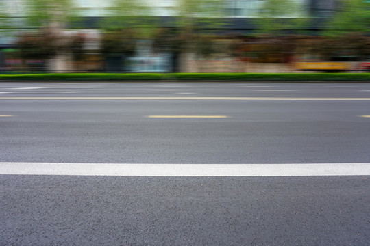 高速公路和模糊背景