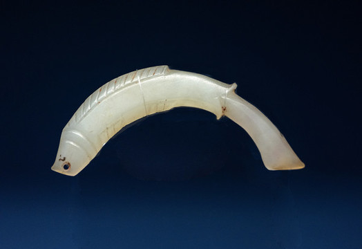 商黃白魚(yú)形珮