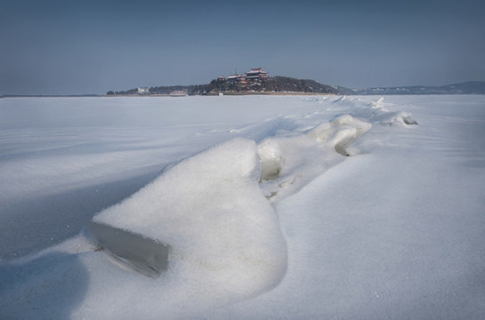 鏡泊湖