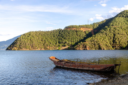 泸沽湖