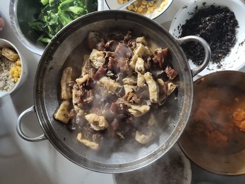 肥腸燉油豆腐