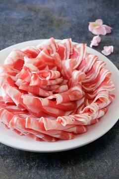 香草羔羊肉