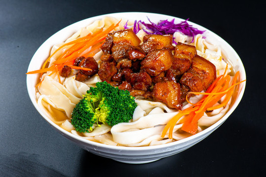 傳統(tǒng)大肉面