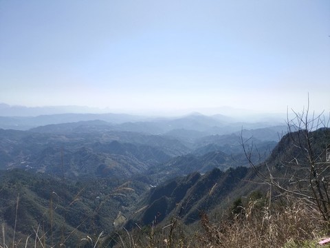 遠(yuǎn)山