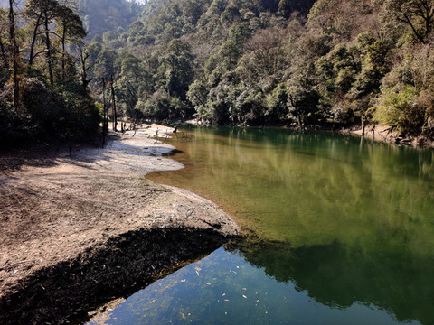 小水電蓄水池