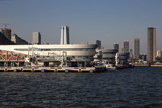 蛇口港