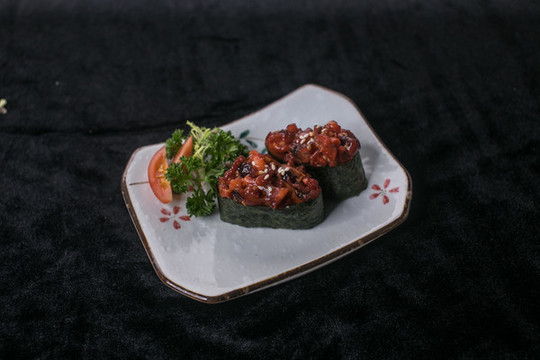 芝麻八爪魚軍艦