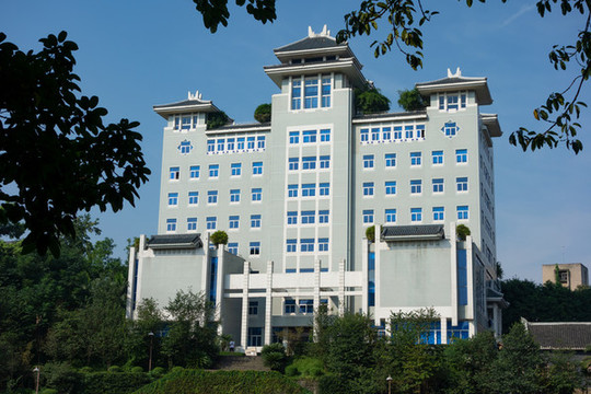 重慶大學(xué)工商管理學(xué)院建筑風(fēng)光